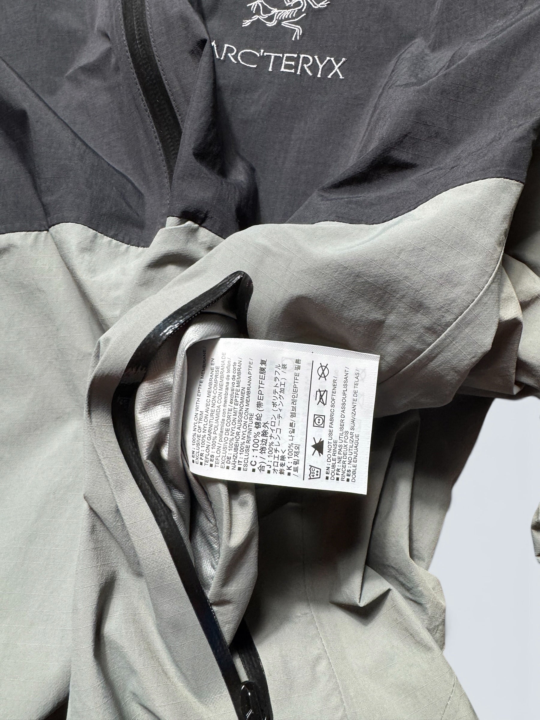 Jacket imperméable Goretex Arc’Teryx Zeta SL Limited edition Japan Exclusive Black black & grey 2020 - L