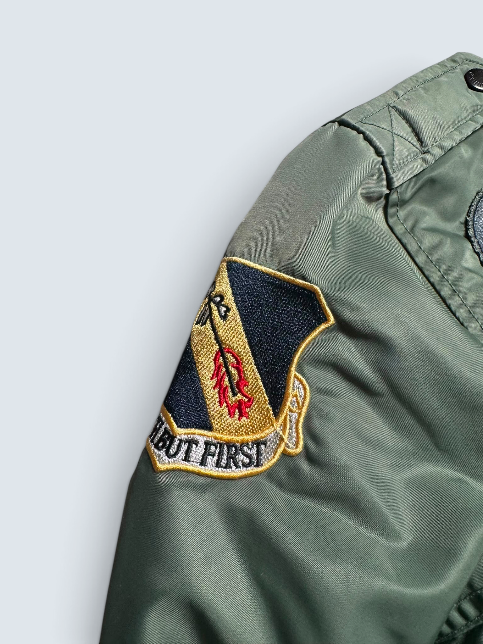 Jacket bomber flight L-2b Avirex ltd 334th FS usaf Japan exclusive kaki vintage 00’s - M