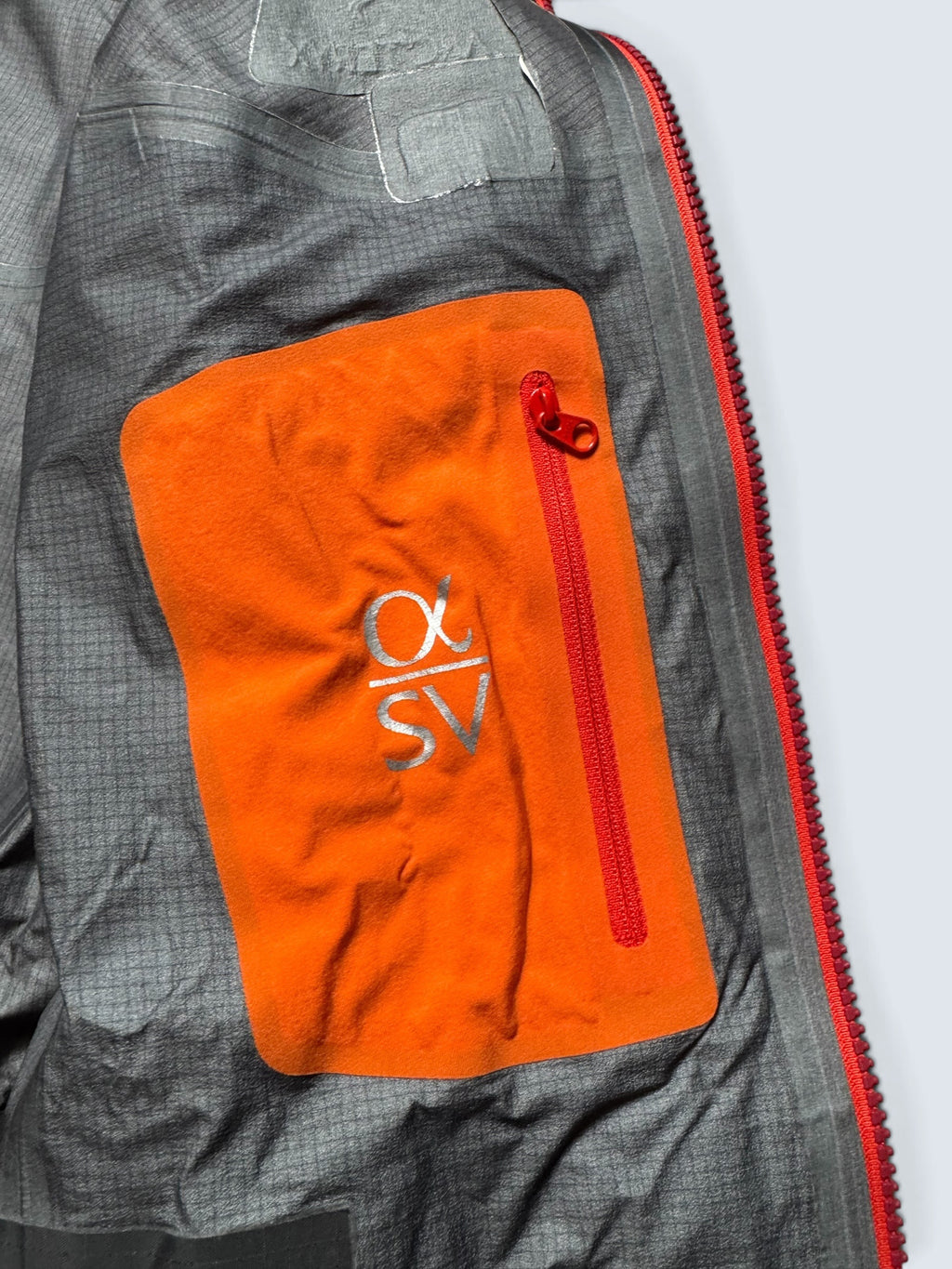 Jacket imperméable Goretex Arc’teryx Alpha SV made in Canada vintage orange - M women’s