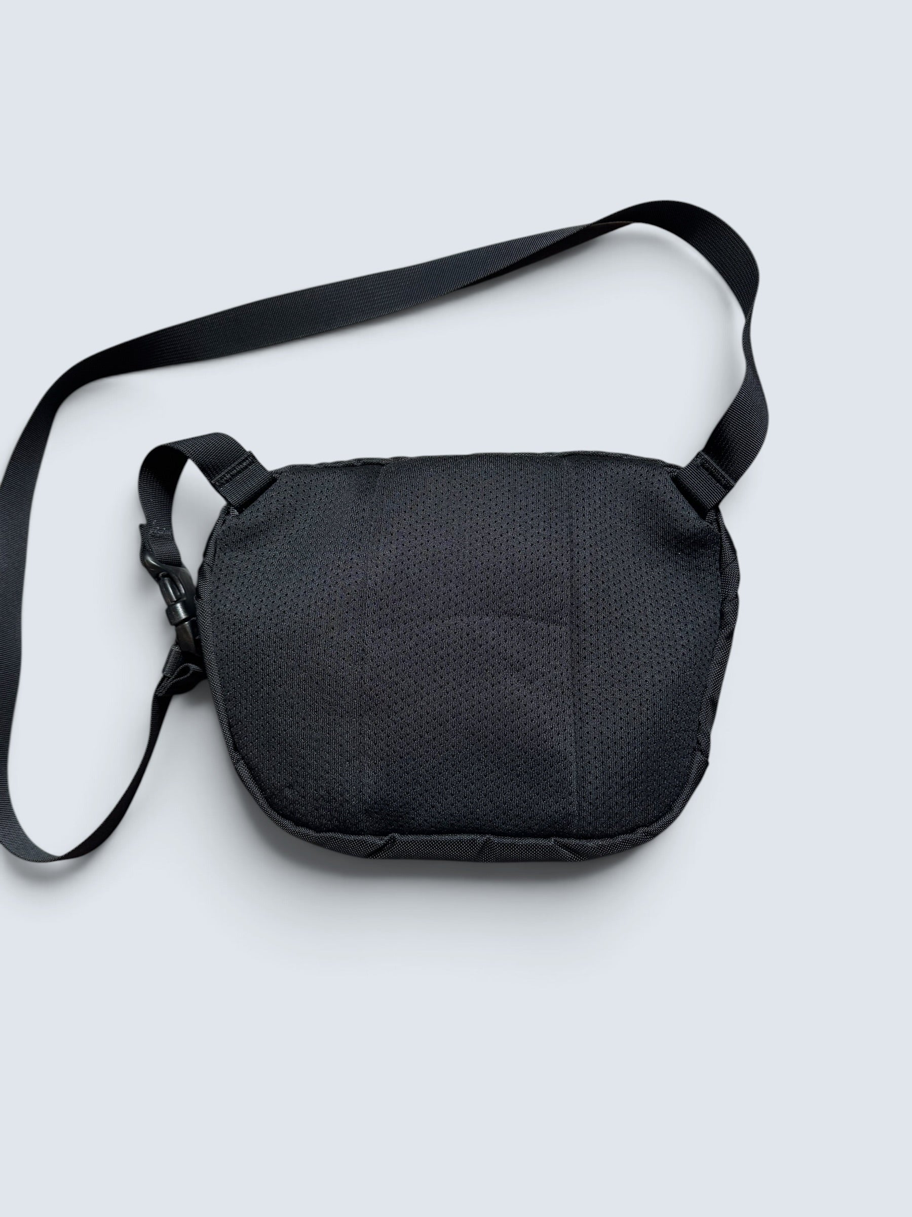 Sling bag/sacoche Arc'teryx Maka 2 Waistpack noir embroidery logo