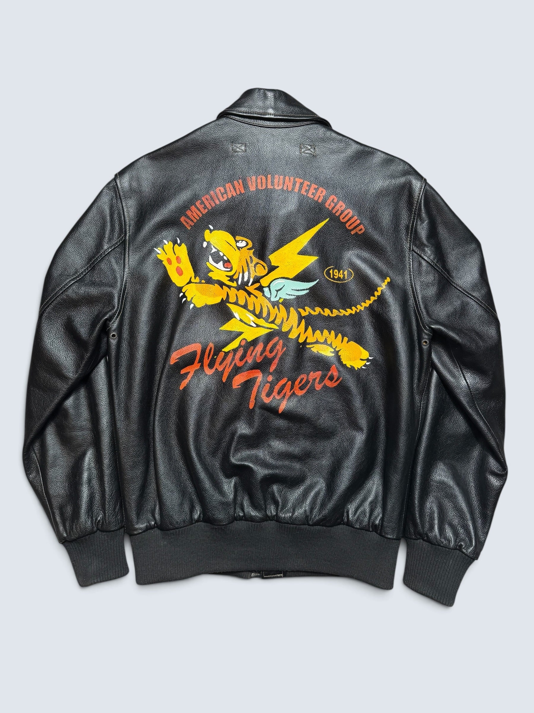 Jacket cuir flight A-2 Willis & Geiger patch & nose art flying tigers usaf black 00's - M