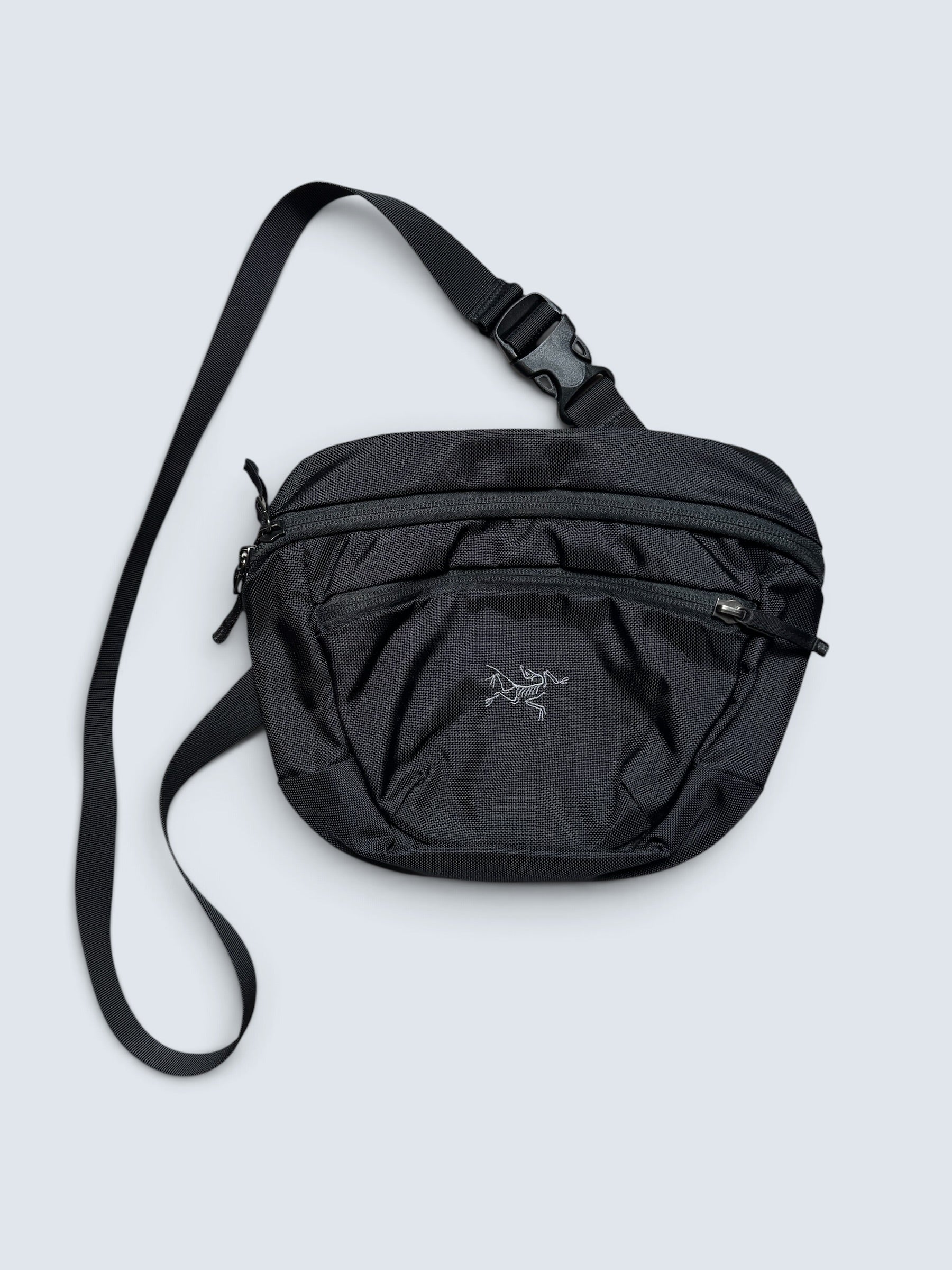 Sling bag/sacoche Arc'teryx Maka 2 Waistpack noir embroidery logo