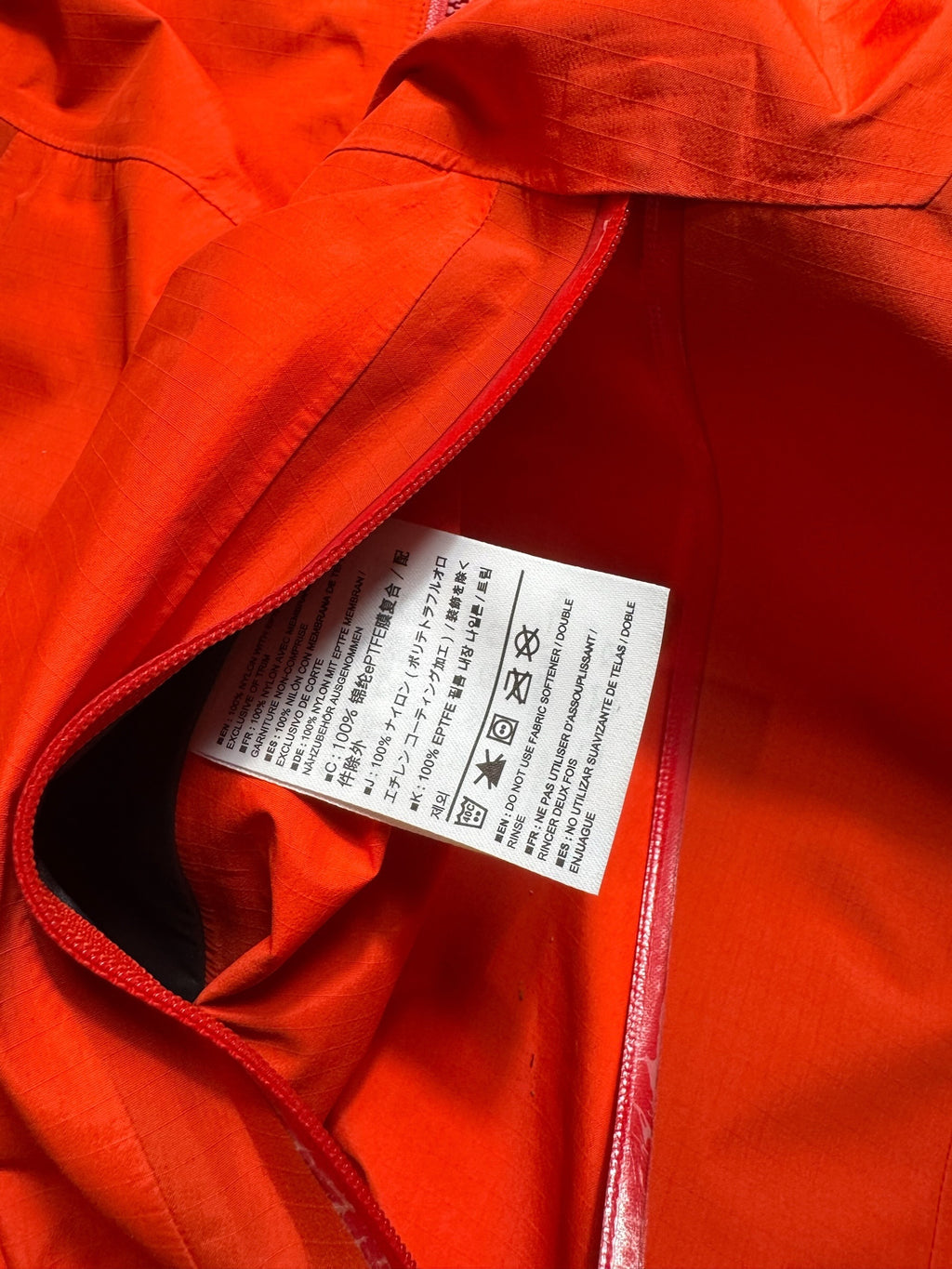 Jacket imperméable Goretex Arc'teryx Beta SL orange vintage - L