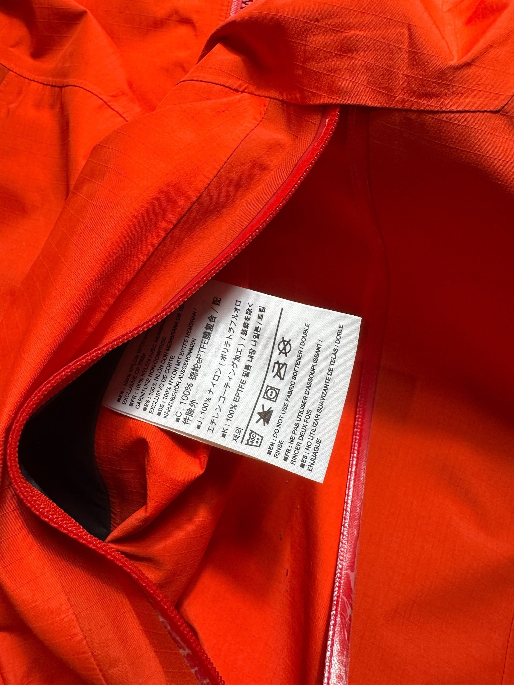 Jacket imperméable Goretex Arc'teryx Beta SL orange vintage - L