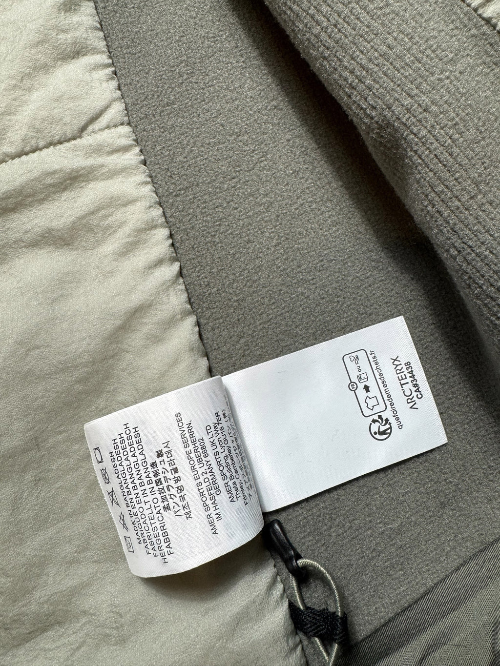 Jacket imperméable matelassé Arc'teryx Atom Hoody 2023 kaki & orange - M
