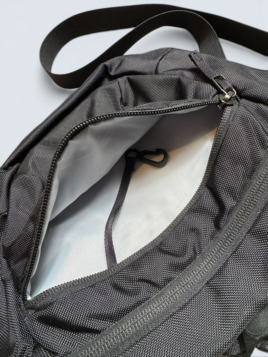 Sling bag/sacoche Arc'teryx Maka 2 Waistpack noir embroidery logo