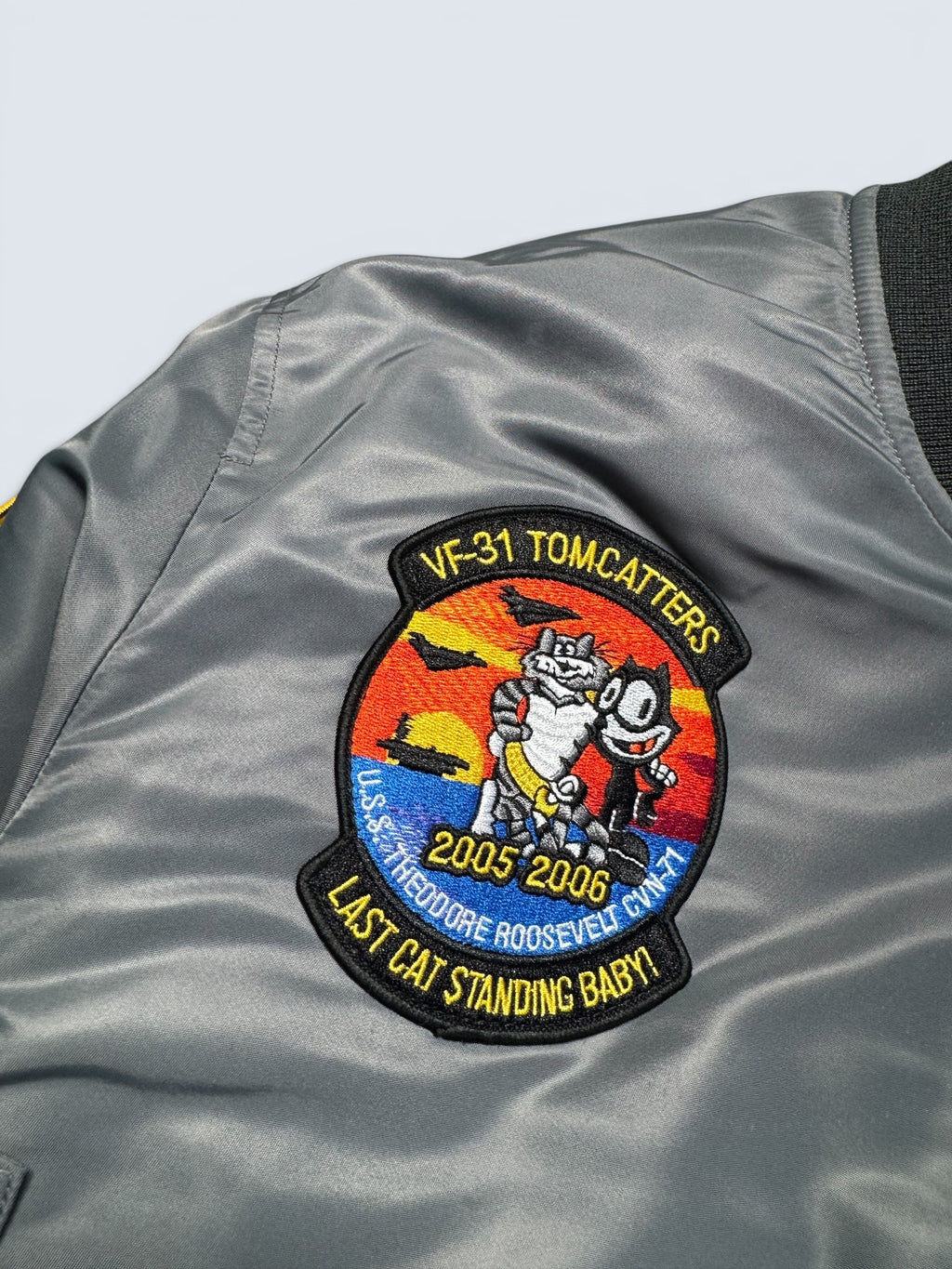 Jacket nylon bomber flight Ma-1 Toys McCoy Tmj2432 usaf full patch 1957 grey - M