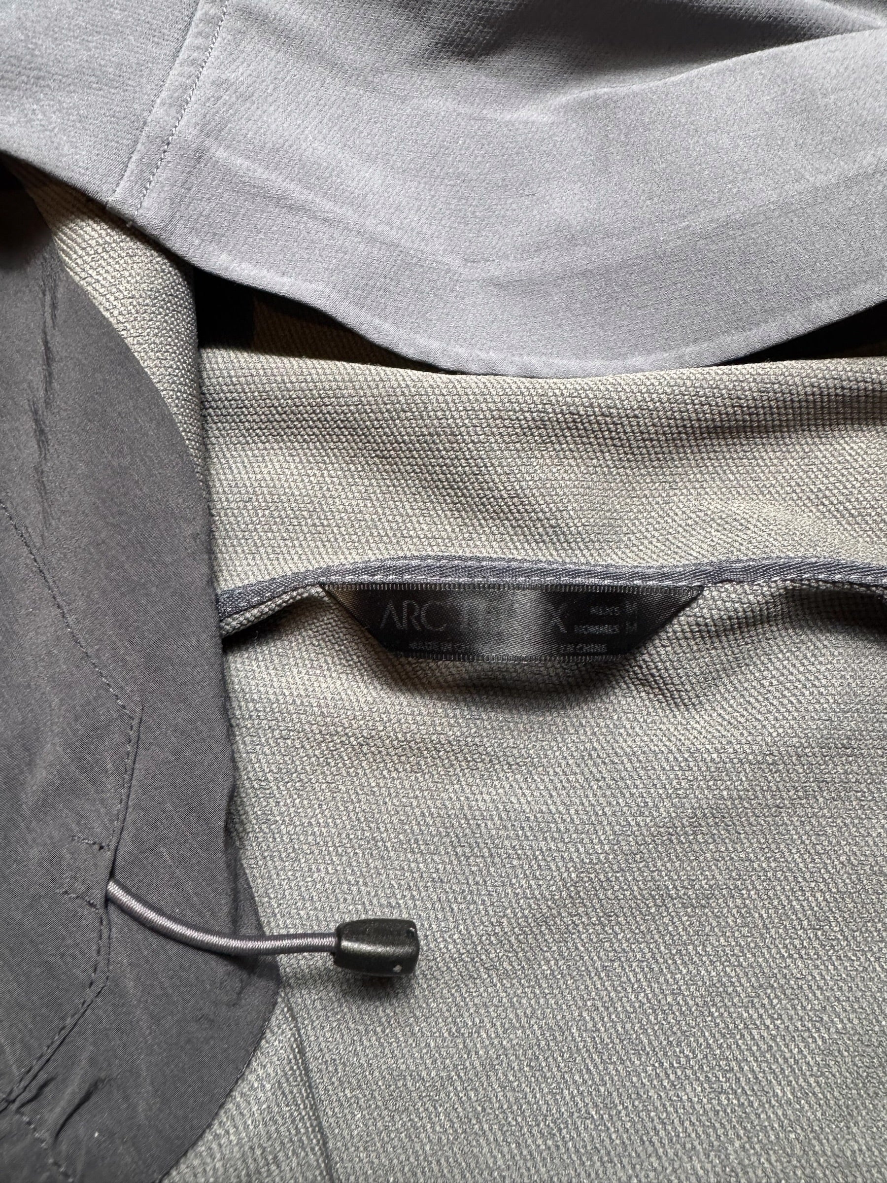 Jacket imperméable Arc'teryx Gamma LT Hoody grey & orange vintage - M