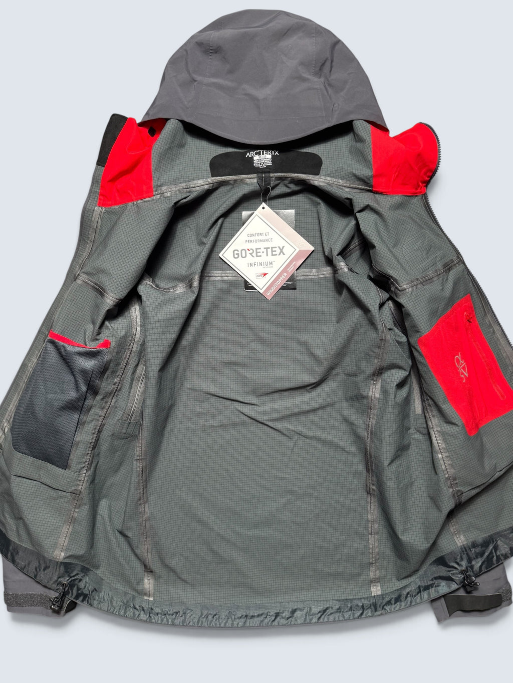 Jacket imperméable Goretex Arc'teryx Alpha SV grey & red vintage - M