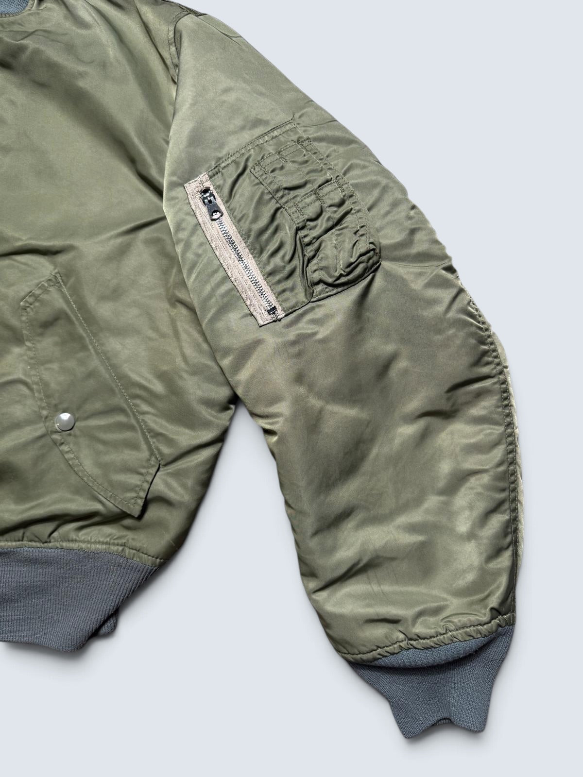 Jacket nylon bomber Ma-1 Greenbrier Industries made in USA sage green original 1980’s - L
