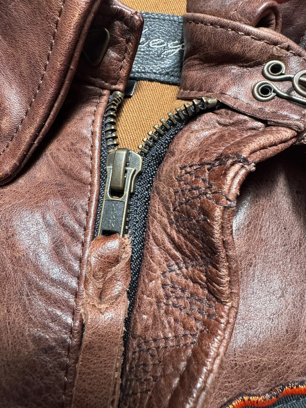 Jacket cuir horsehide flight A-2 Curphey Leather Hell's Angels patch & nose art usaf brown - 36 (S)