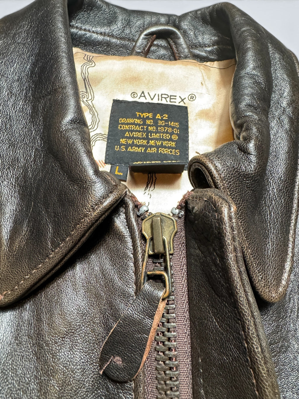 Jacket cuir cowhide flight A-2 Avirex made in USA usaf Glenn Millers nose art black 1989 - L