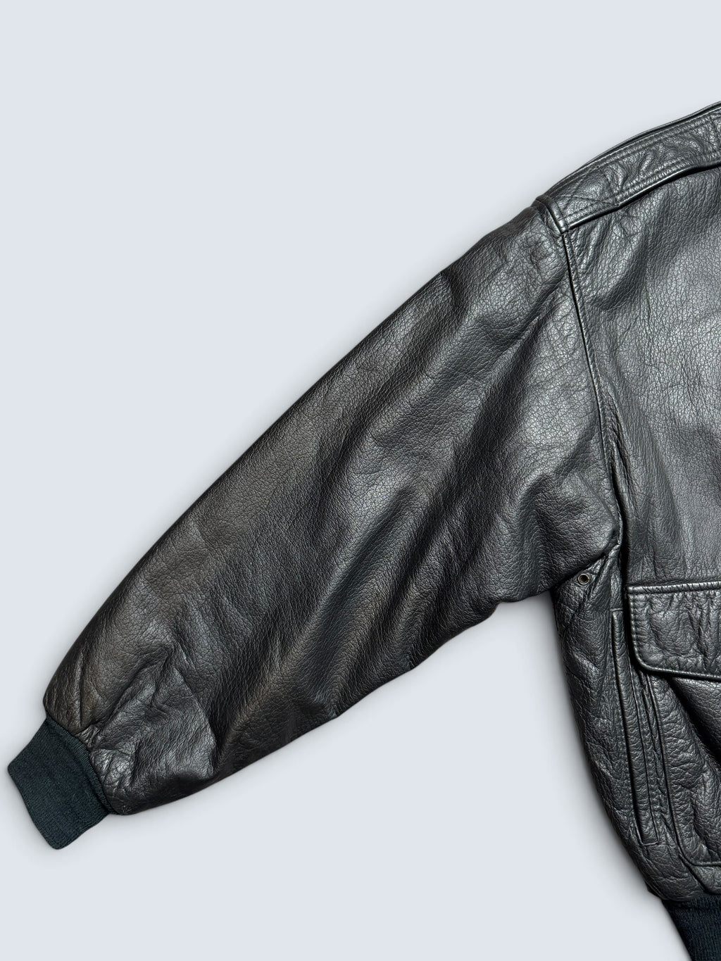 Jacket cuir cowhide flight A-2 Avirex usaf flying tigers nose art patch black 90’s - S/M