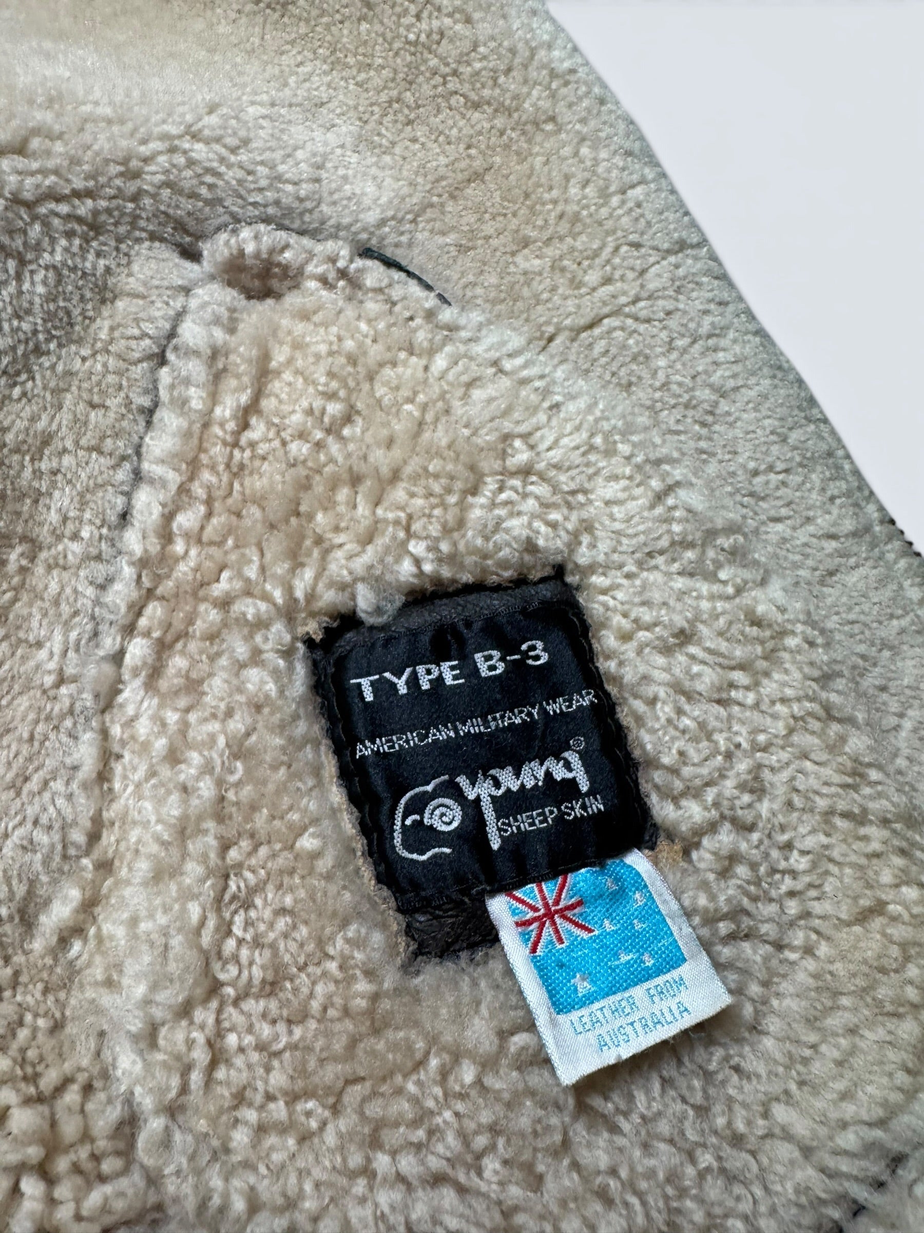 Jacket cuir bomber flight shearling aviator B-3 made in Australia usaf black vintage 90’s - L