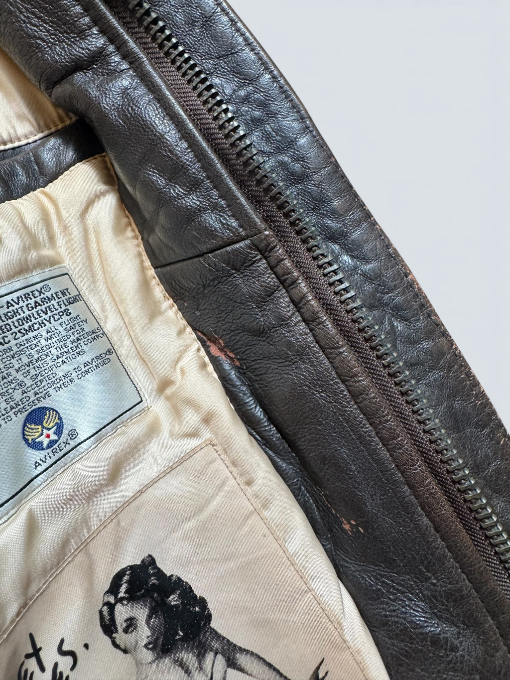 Jacket cuir cowhide flight A-2 Avirex usaf Glenn Millers nose art black 1998 - XL