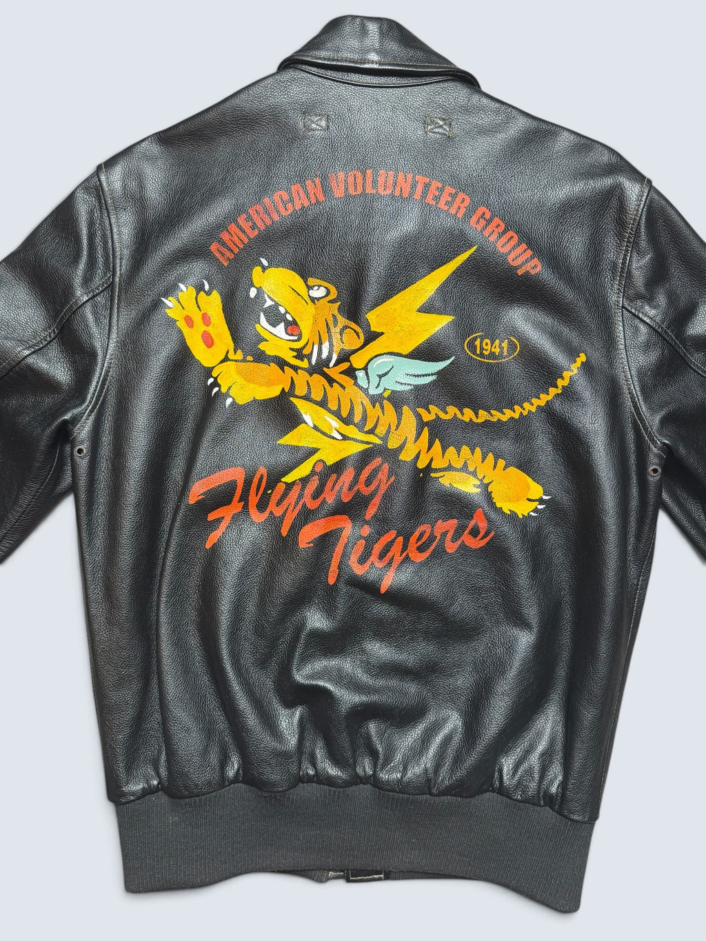 Jacket cuir flight A-2 Willis & Geiger patch & nose art flying tigers usaf black 00's - M