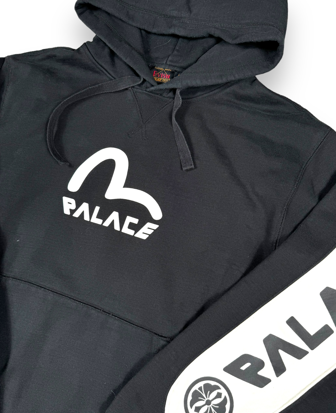 SWEAT EVISU X PALACE - L