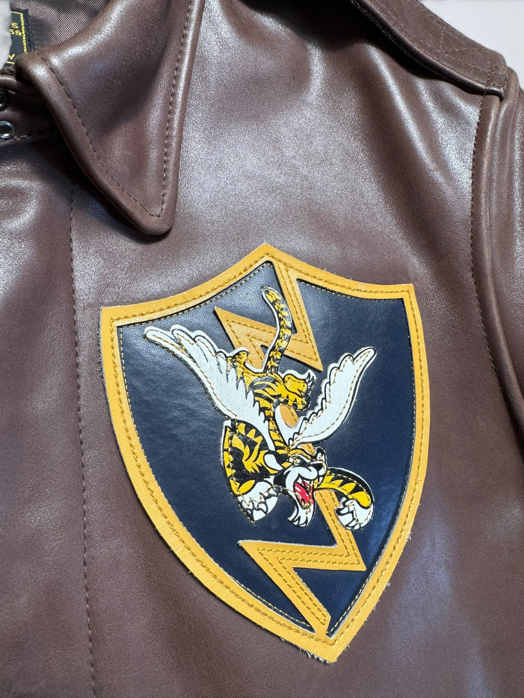 Jacket cuir cowhide flight A-2 Avirex LTD usaf flying tigers full patch brown - 38 (S/M)