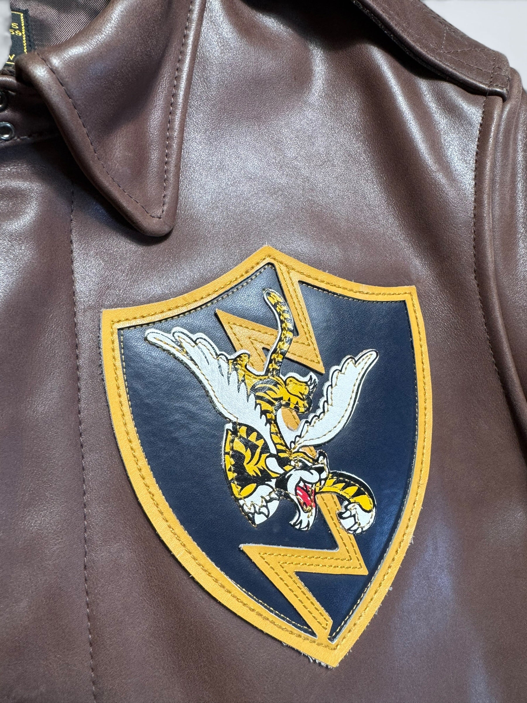 Jacket cuir cowhide flight A-2 Avirex LTD usaf flying tigers full patch brown - 38 (S/M)
