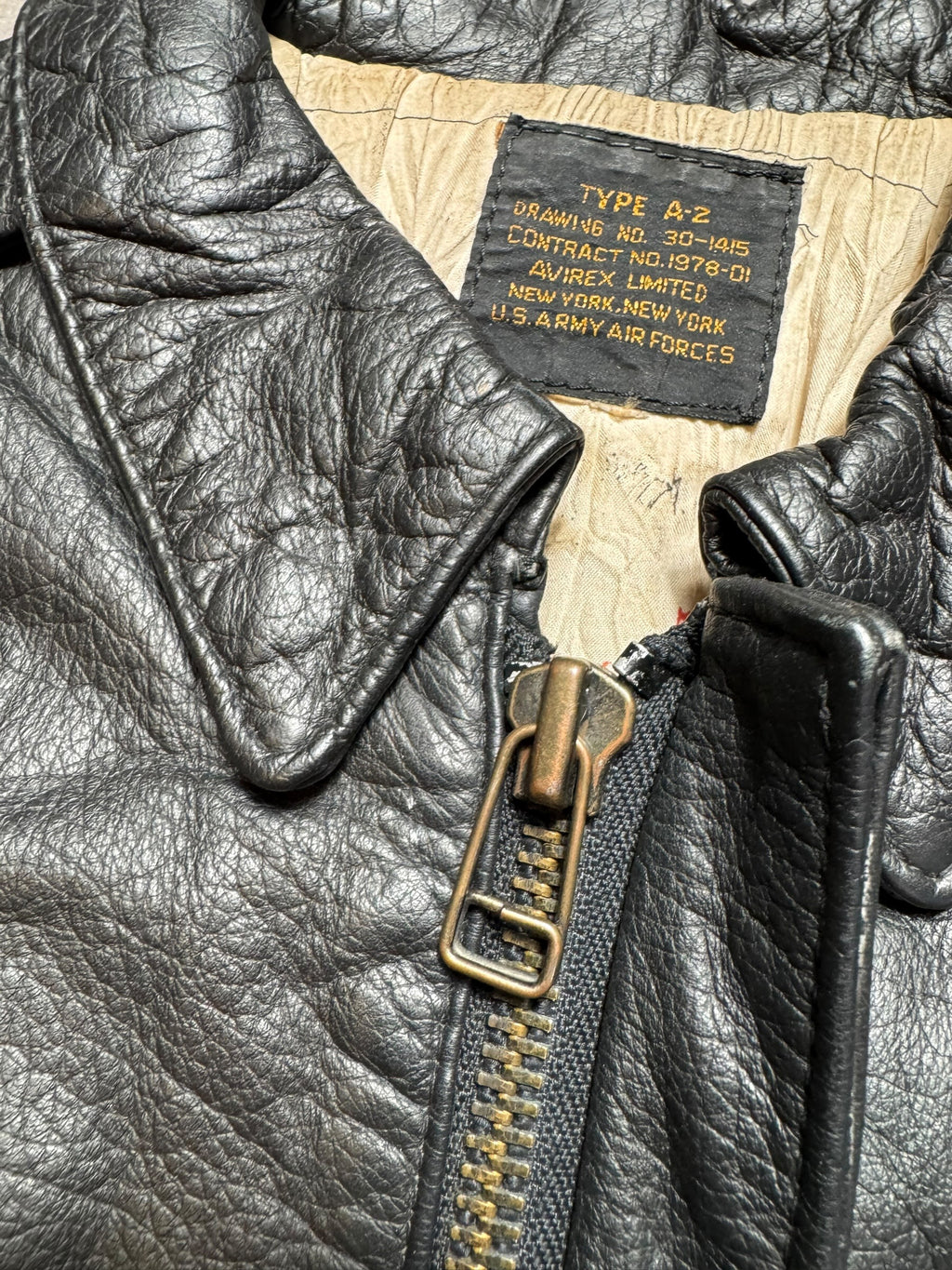 Jacket cuir cowhide flight A-2 Avirex usaf flying tigers nose art patch black 90’s - S/M