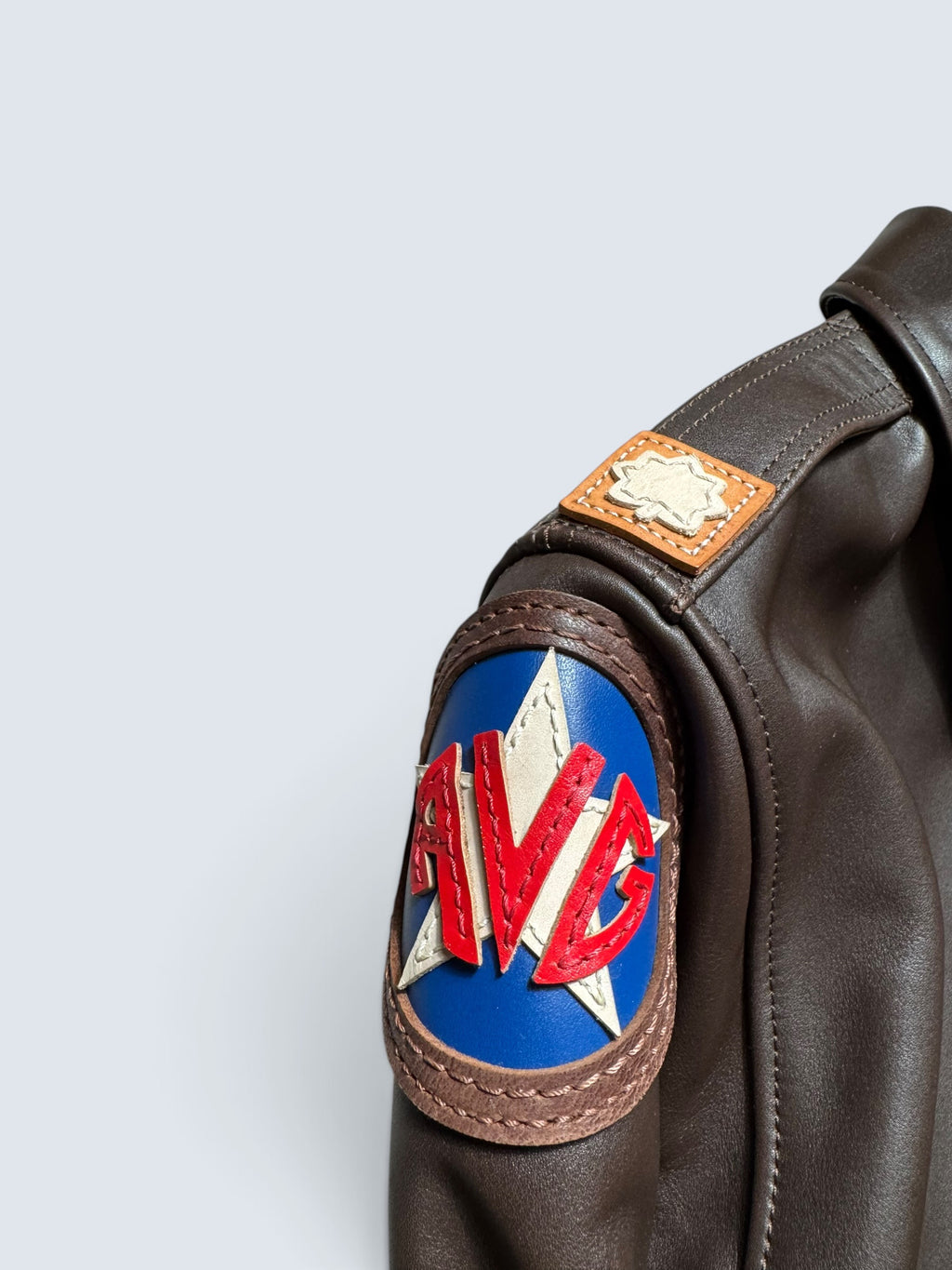 Jacket cuir Horsehide flight A-2 Star Sportswear MFG. co Flying Tigers usaf nose art full patch brown - 42 (L)