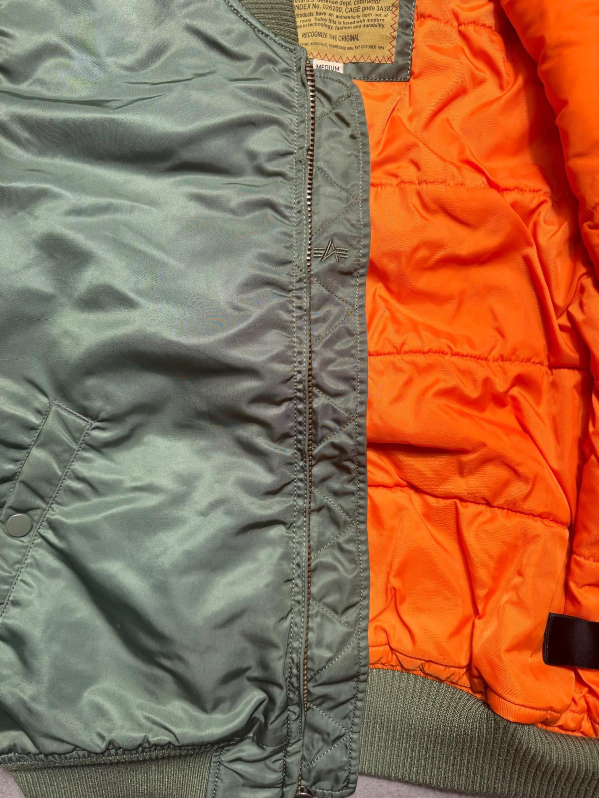 Jacket nylon bomber flight Ma-1 Alpha Industries usaf sage green - M