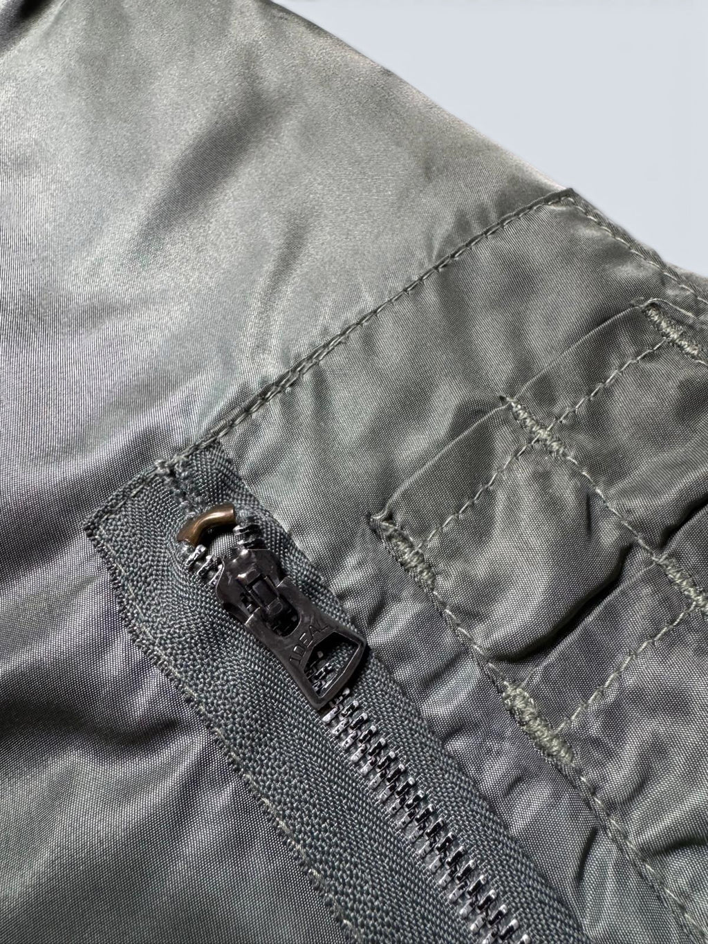 Jacket nylon bomber Ma-1 Golden Fleece made in USA sage green original 1979 - 40 (M)