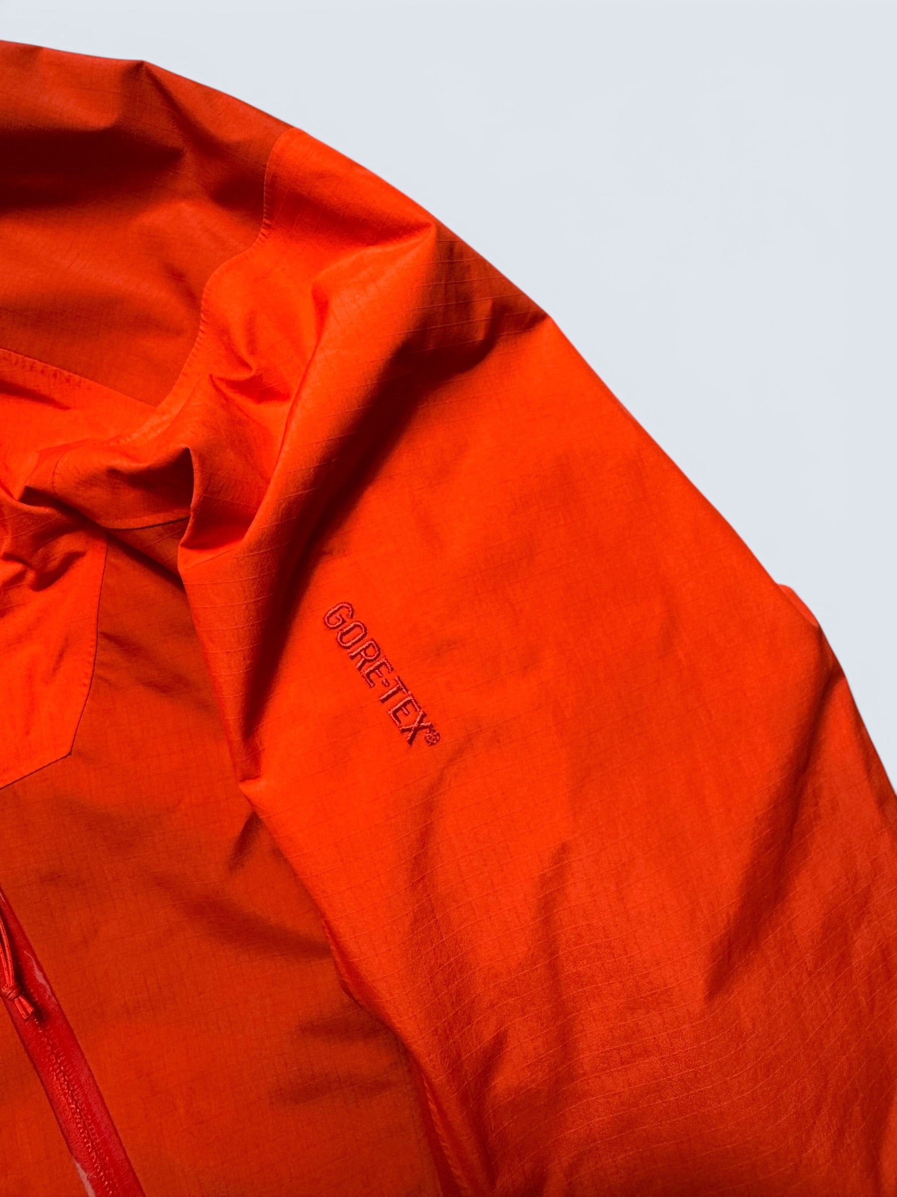 Jacket imperméable Goretex Arc'teryx Beta SL orange vintage - L