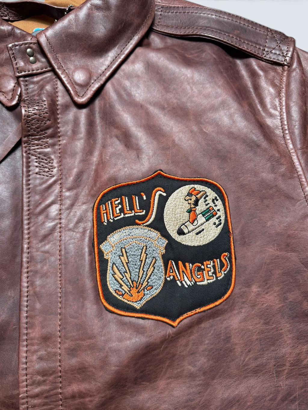 Jacket cuir horsehide flight A-2 Curphey Leather Hell's Angels patch & nose art usaf brown - 42 (L)