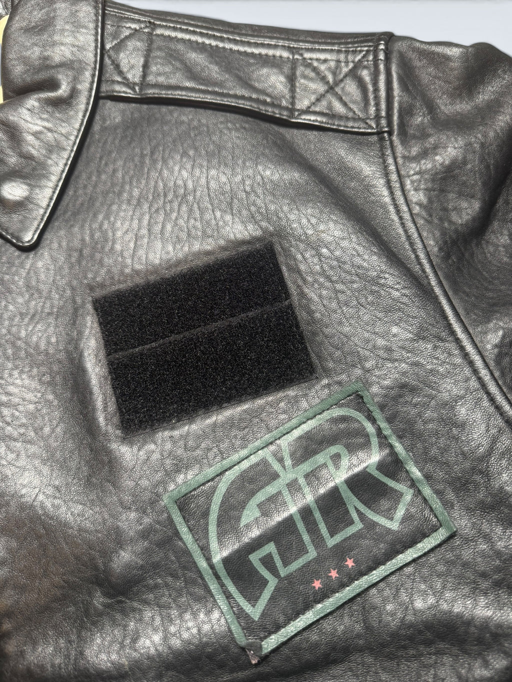 Jacket cuir cowhide flight A-2 Avirex usaf special team patch black 90’s - M