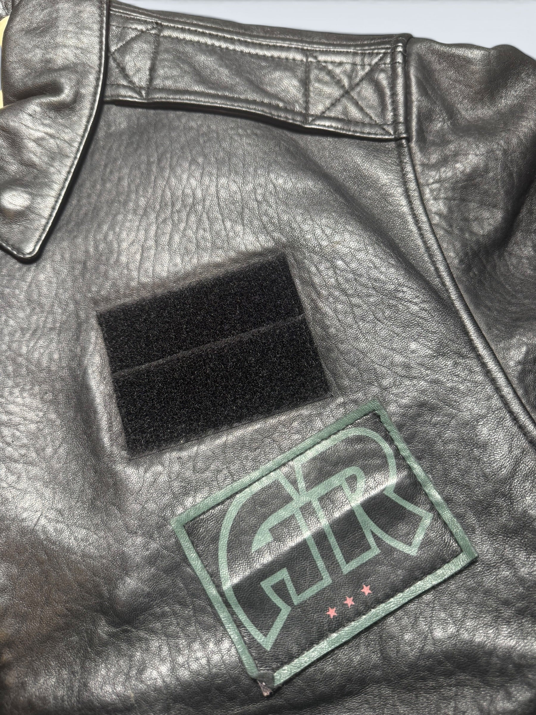 Jacket cuir cowhide flight A-2 Avirex usaf special team patch black 90’s - M