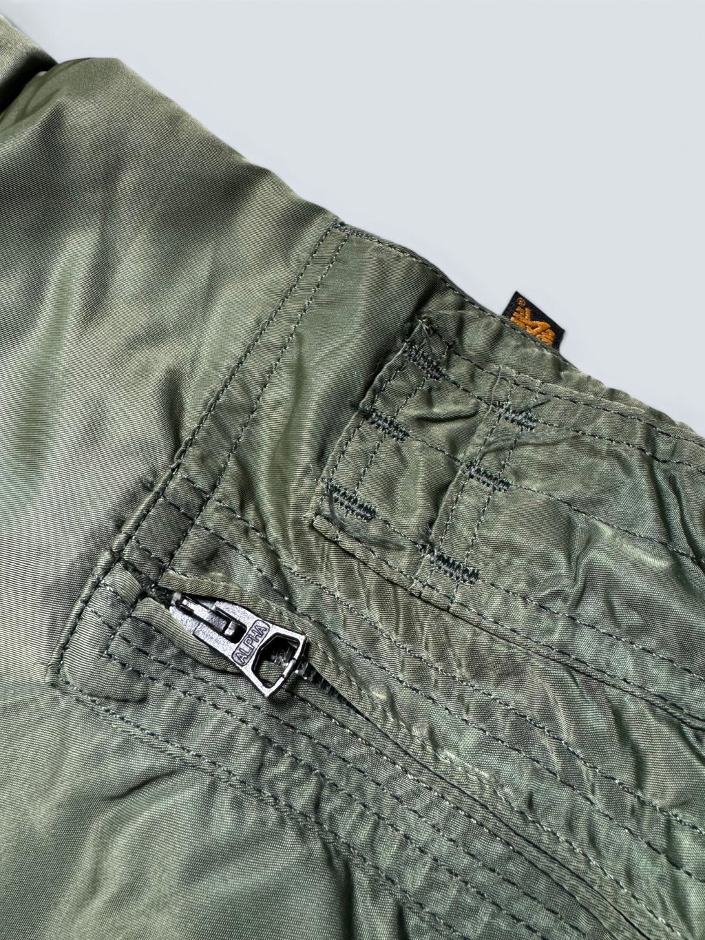 Jacket nylon flight CWU-45/P Alpha Industries made in USA usaf patch sage green 90’s - XL