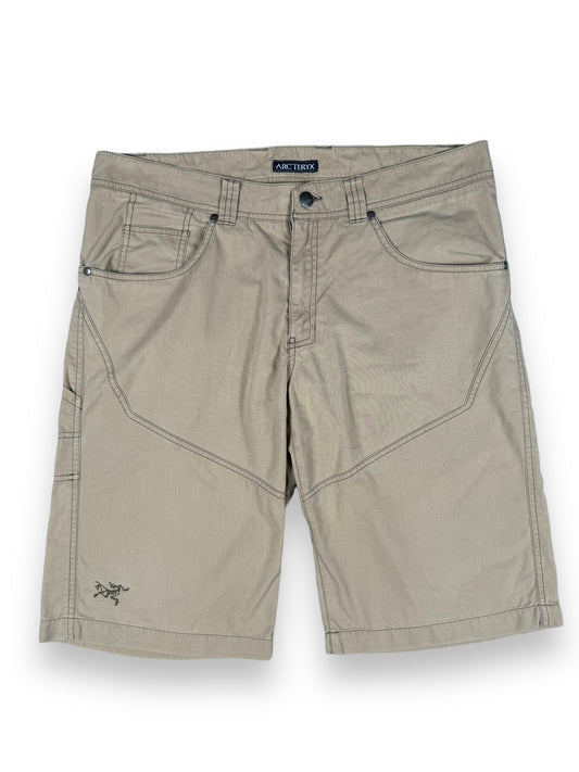 SHORT ARC’TERYX KNEE VINTAGE - L